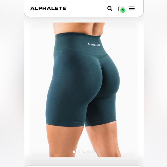 Alphalete Amplify shorts 6.5” - Picture 1 of 3